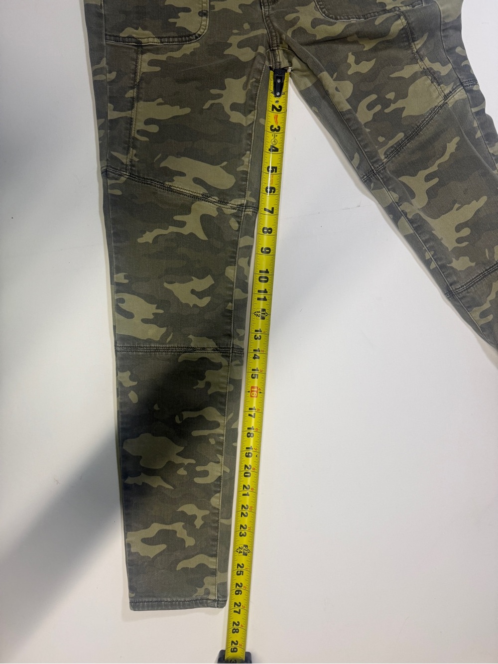 American Eagle Outfitters Olive Camo Skinny Jeans - Picture 4 of 10